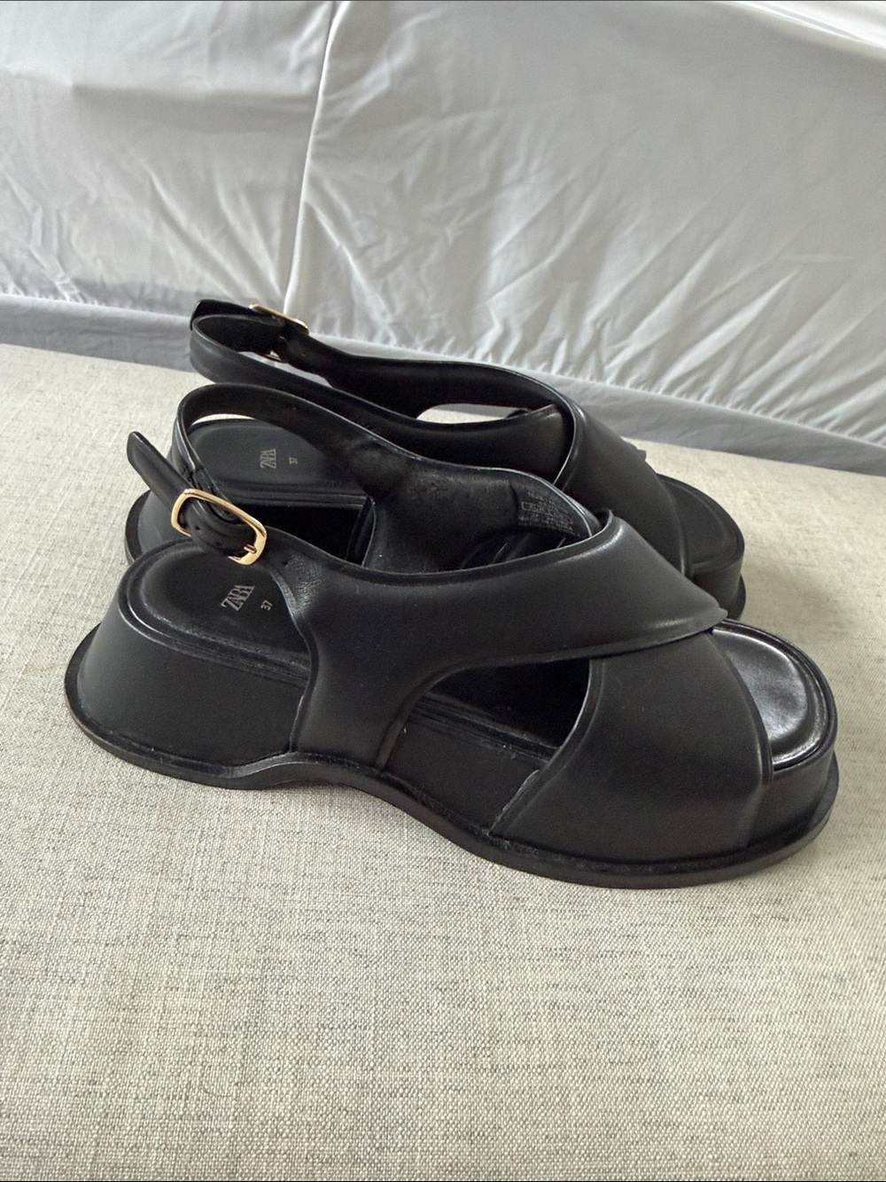 Zara Black 100% Leather Crisscross Slingback Sandals with Gold Buckles - Picture 5 of 9